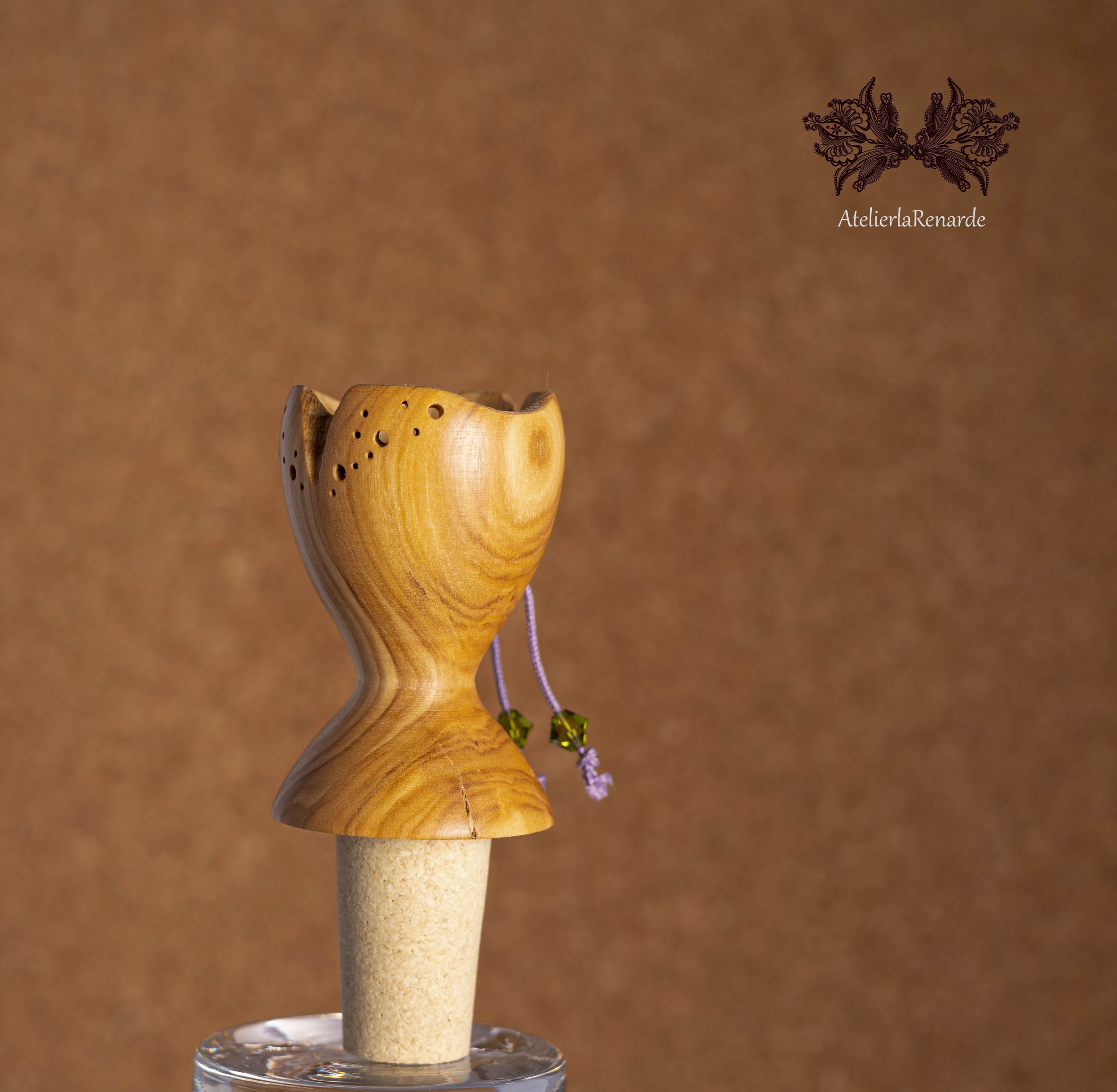 Atelierlarenarde-Corset olivier Bouchon en bois Corset olivier